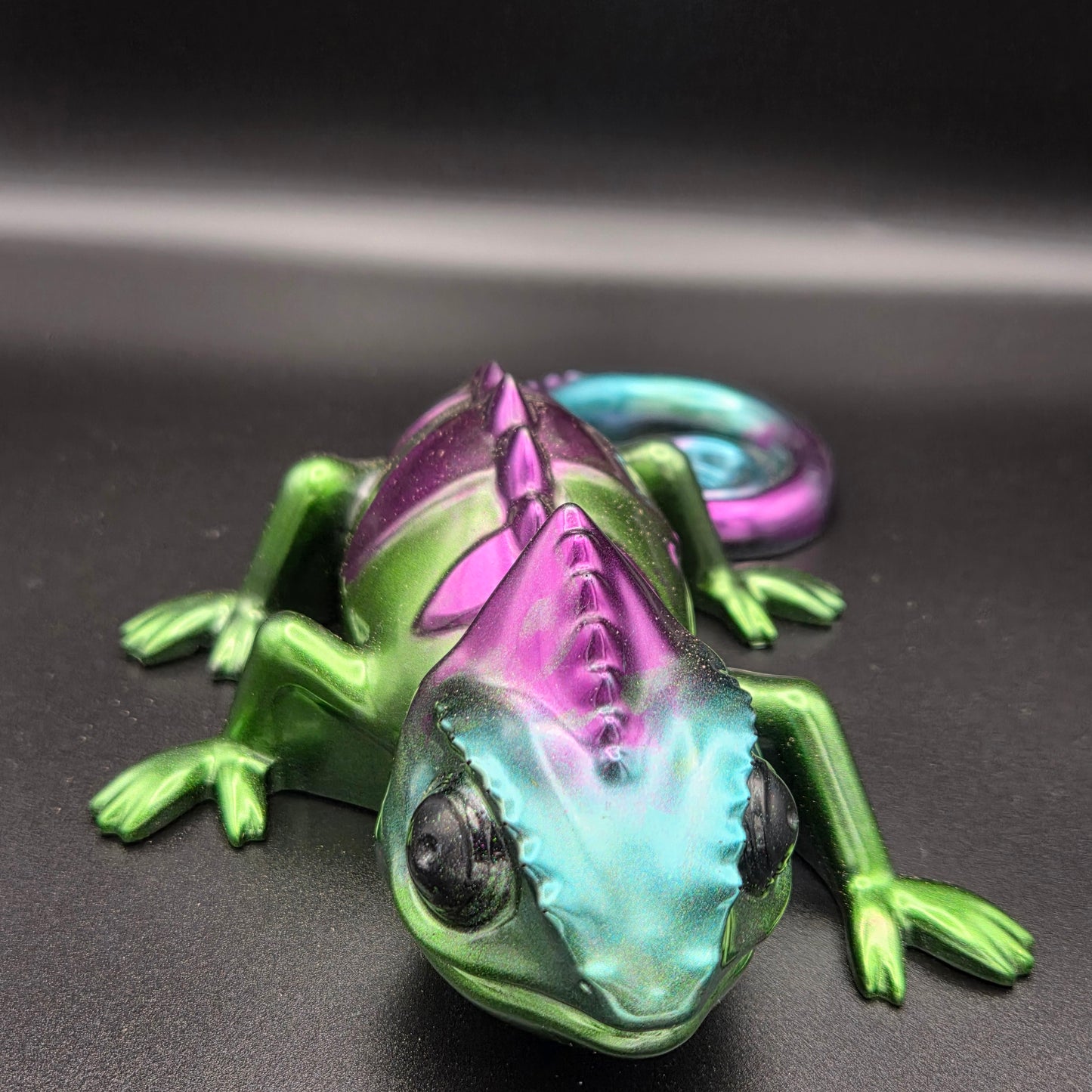 Shifter - Resin Chameleon Oddity