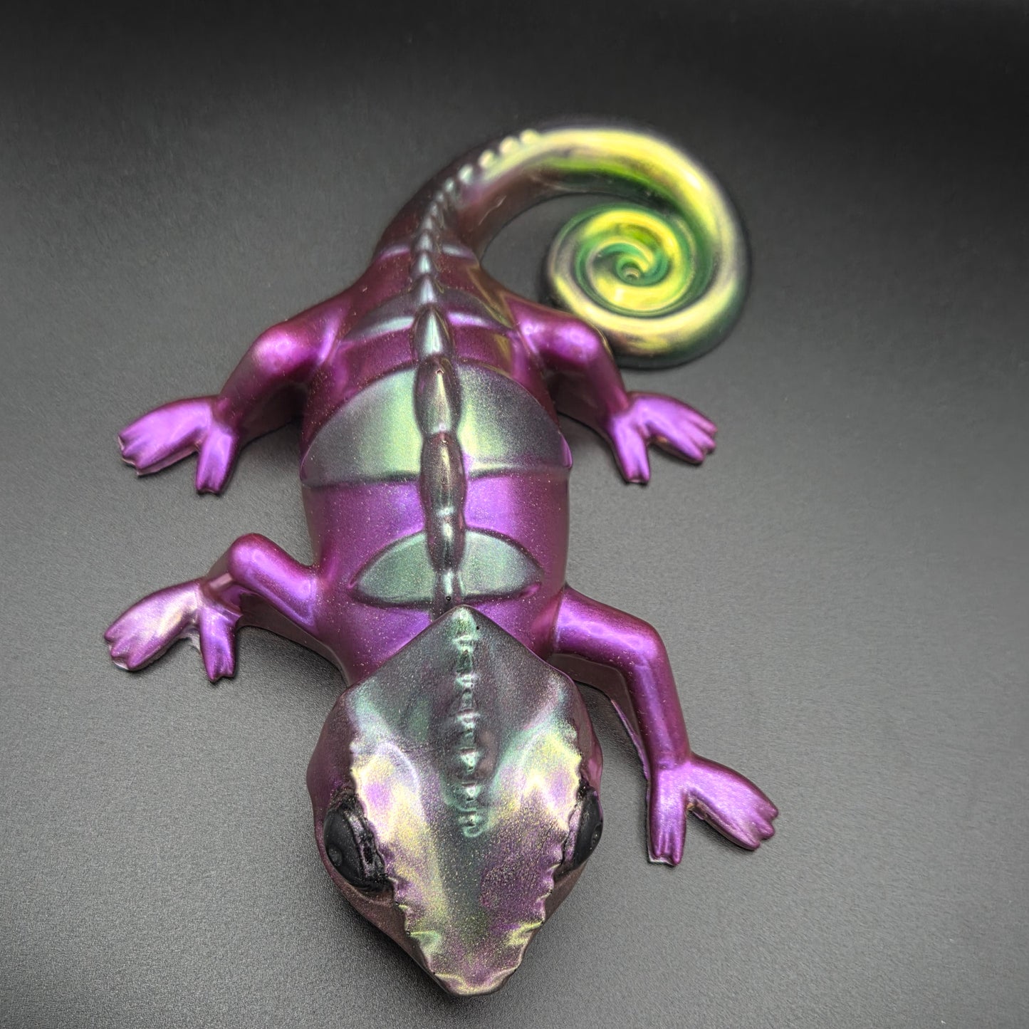 Shifter - Resin Chameleon Oddity
